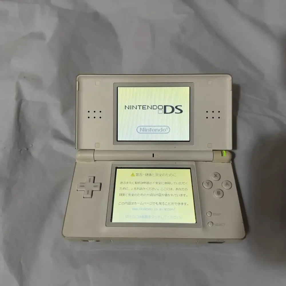 Nintendo DS Lite Console White USG-001 Japanese w New Battery READ DESCRIPTION